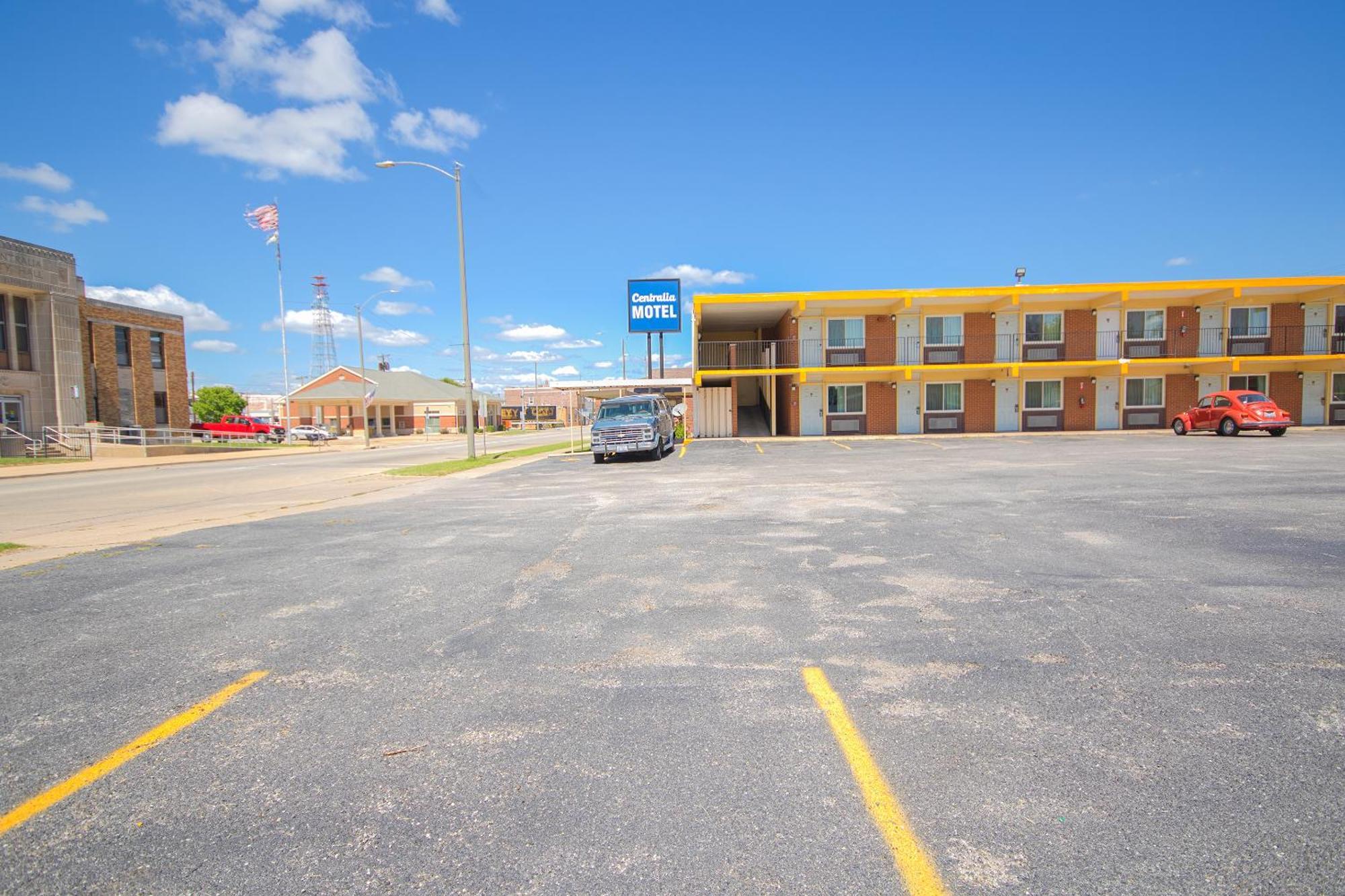 Centralia Motel Near Downtown By Oyo Екстер'єр фото